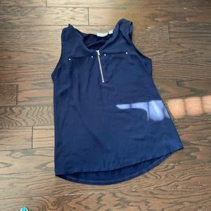 Navy blue top from new york company size small